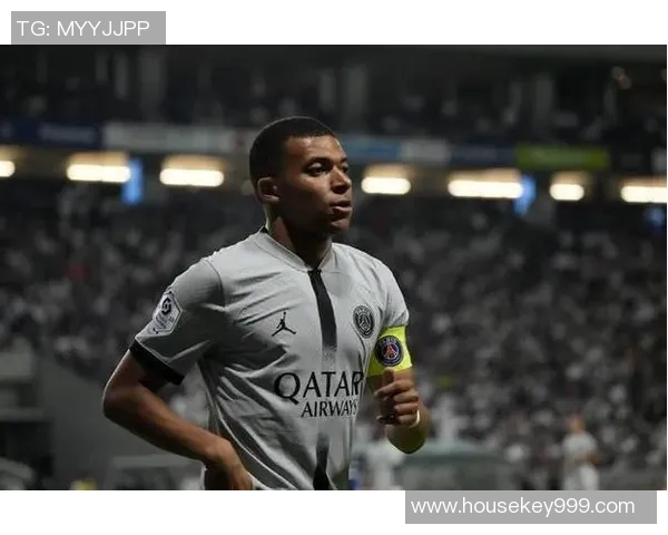 法甲球队马赛遭遇重创，主力前锋因伤将缺席多场比赛