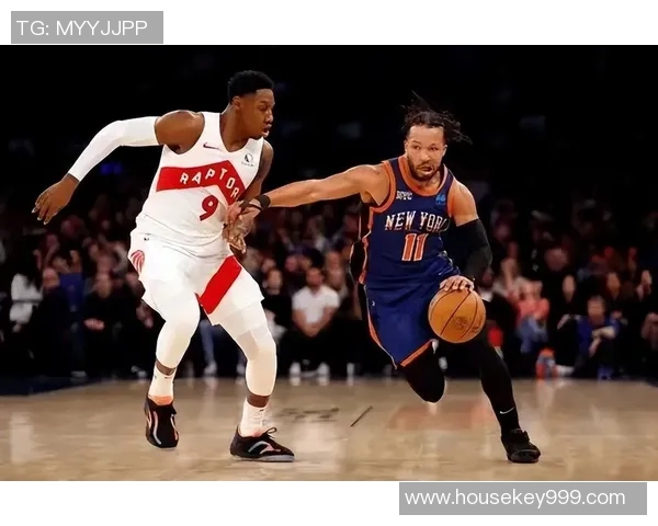 开拓者险胜尼克斯，兰德尔砍下三双——激情碰撞中的王者对决